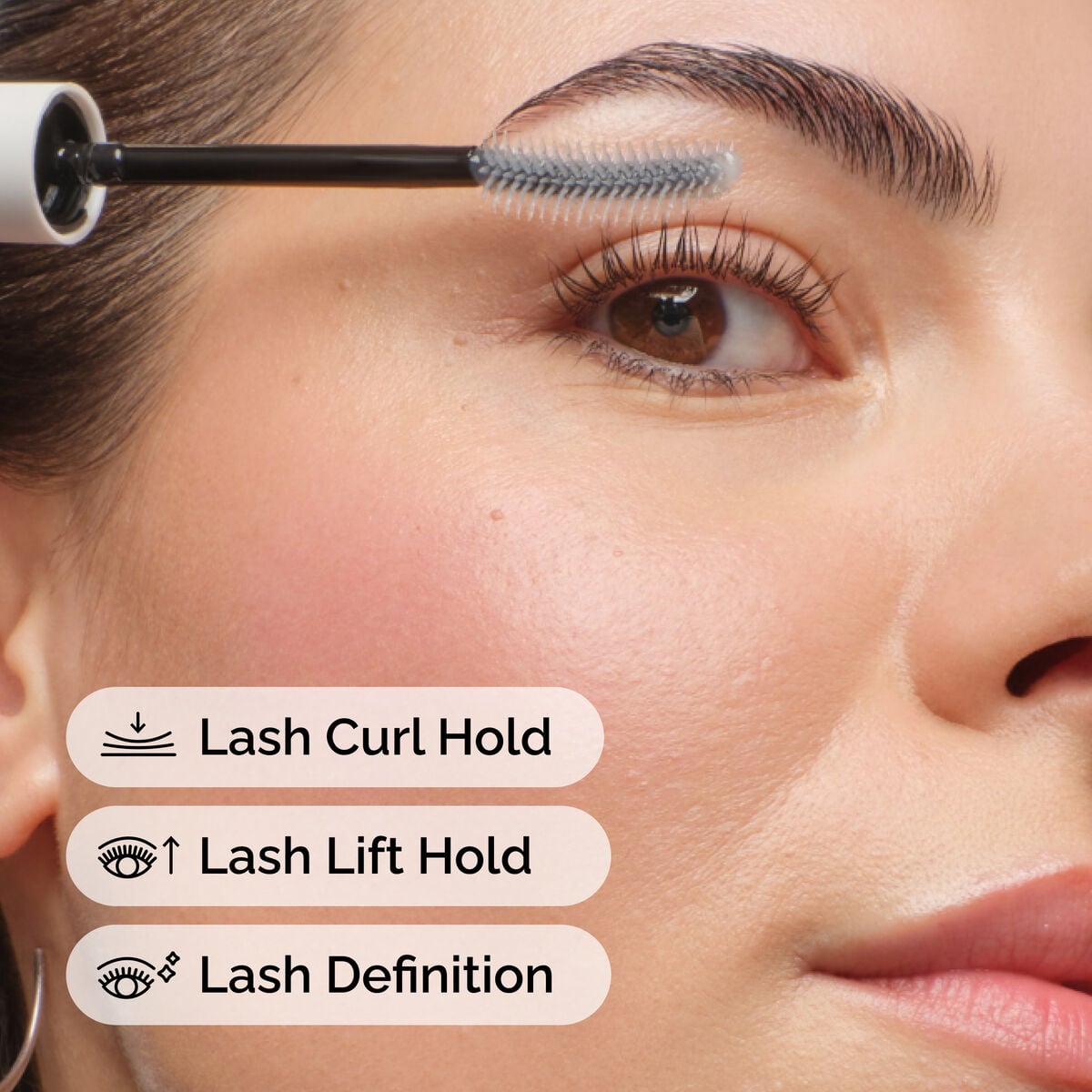 lash-curl-finisher-c8 ord-lash-curl-finisher-model-application-with-benefits.jpg